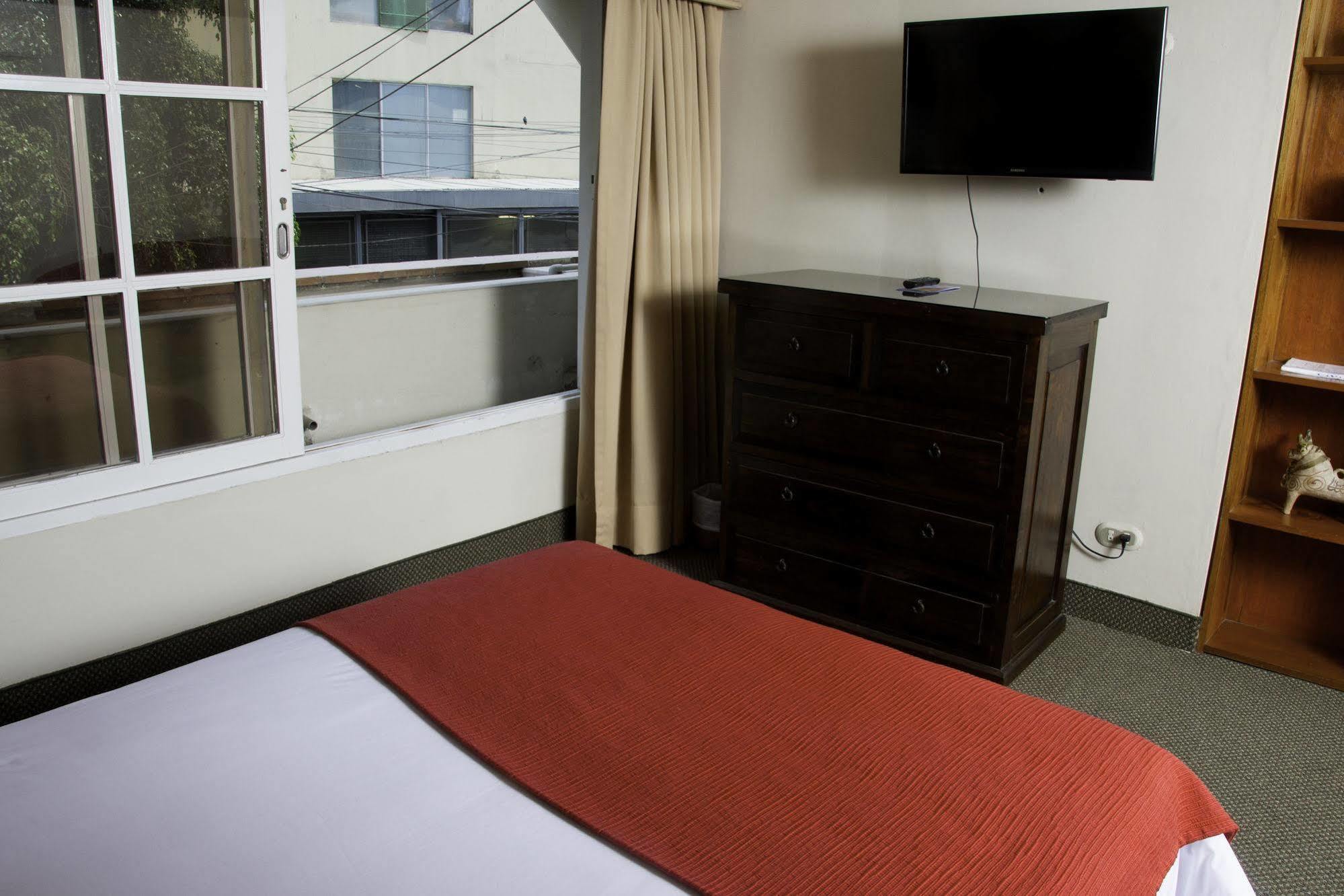 Suites Real Apart Hotel